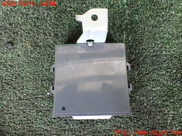 1UPJ-9241706146]レクサス・CT200h(ZWA10)コンピューター1 (クリアランスウォーニング) 中古_3