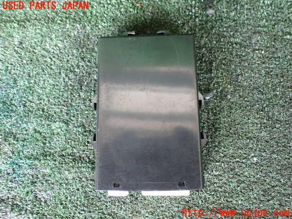 1UPJ-9241706151]レクサス・CT200h(ZWA10)コンピューター6 (シートベルトコントロール) 中古_3