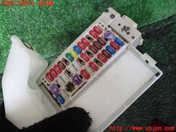 1UPJ-9241706741]レクサス・CT200h(ZWA10)ヒューズボックス1 (室内) 中古_3