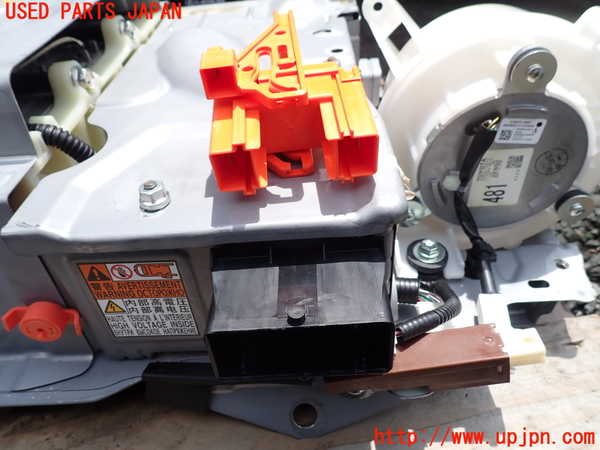 1UPJ-9241706911]レクサス・CT200h(ZWA10)ハイブリッドバッテリー1 中古_3