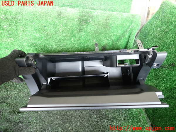 1UPJ-9241707516]レクサス・CT200h(ZWA10)グローブボックス1 中古_3