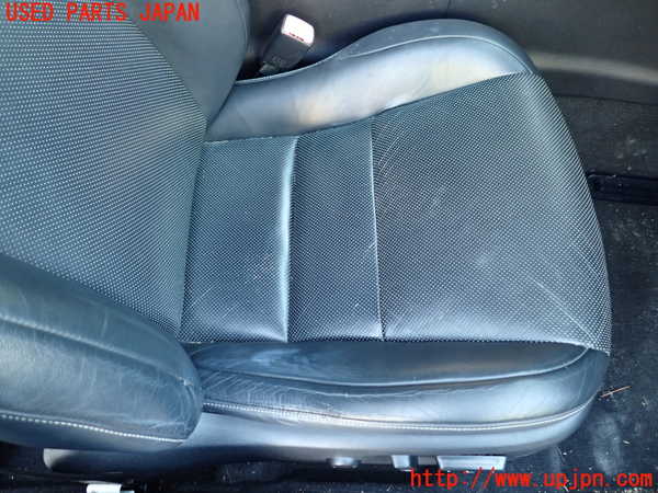 1UPJ-9241707035]レクサス・CT200h(ZWA10)運転席シート 中古_3