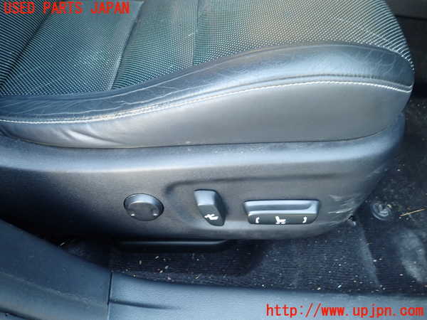1UPJ-9241707035]レクサス・CT200h(ZWA10)運転席シート 中古_4
