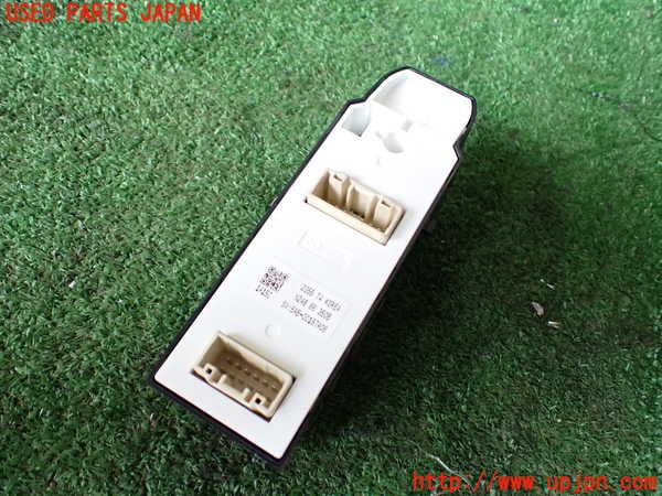 1UPJ-9241716240]ロードスター RF(NDERC)右パワーウィンドウスイッチ 中古_3