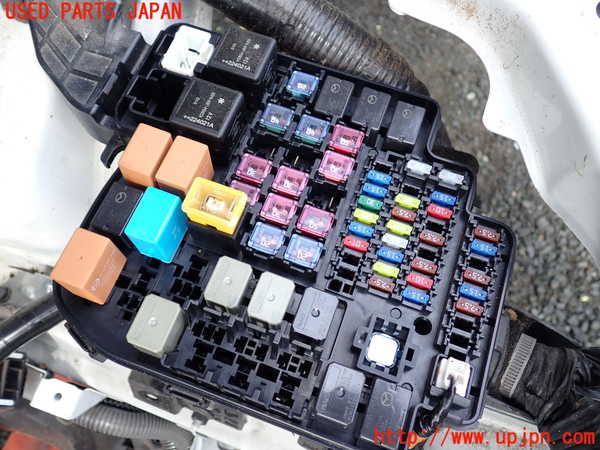 1UPJ-9241716741]ロードスター RF(NDERC)ヒューズボックス1 中古_2