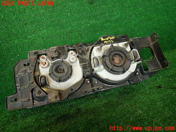 2UPJ-9241721130]グロリア(Y32)右ヘッドライト ハロゲン 中古_2