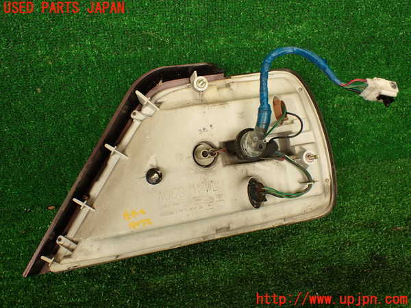 2UPJ-9241721536]グロリア(Y32)左テールランプ 中古_2