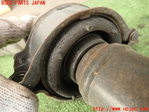 2UPJ-9241723410]グロリア(Y32)リアプロペラシャフト 中古_2