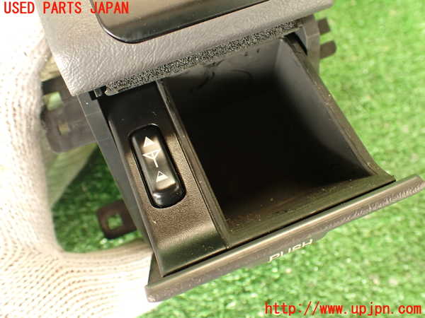 2UPJ-9241726306]グロリア(Y32)スイッチ1 中古 (CONTROL BOX アンテナ)_2
