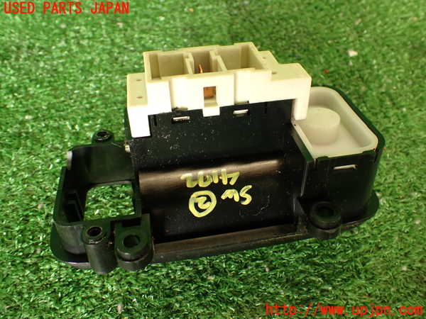 2UPJ-9241726307]グロリア(Y32)スイッチ2 中古 (BRAKE RELEASE)_4