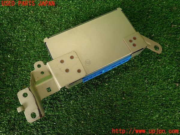 2UPJ-9241726115]グロリア(Y32)ミッションコンピューター 中古_2