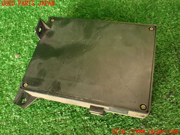 2UPJ-9241726147]グロリア(Y32)コンピューター2 中古_2