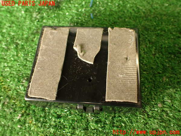 2UPJ-9241726149]グロリア(Y32)コンピューター4 中古_2