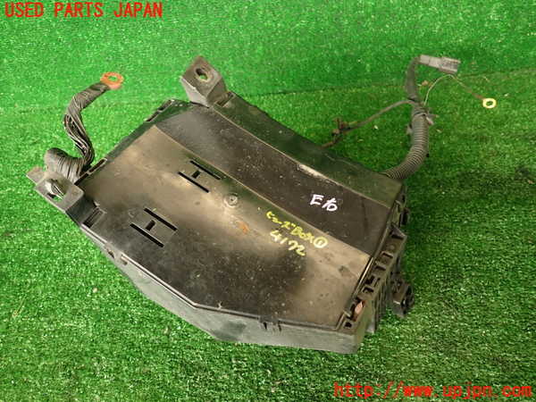 2UPJ-9241726741]グロリア(Y32)ヒューズボックス1 中古 （エンジンルーム 運転席側）_3