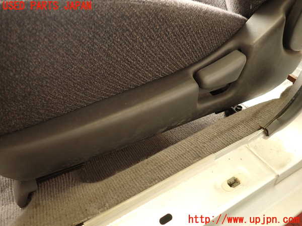 2UPJ-9241727065]グロリア(Y32)助手席シート 中古_3