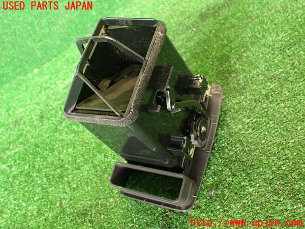 2UPJ-9241727527]グロリア(Y32)エアコン吹き出し口2 中古 右_4