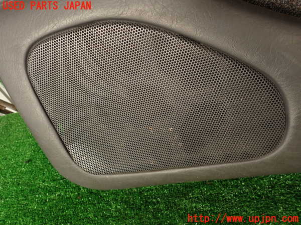 2UPJ-9241721234]グロリア(Y32)右前ドア内張り 中古_2