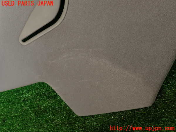 2UPJ-9241727680]グロリア(Y32)左リアピラートリム 中古_2