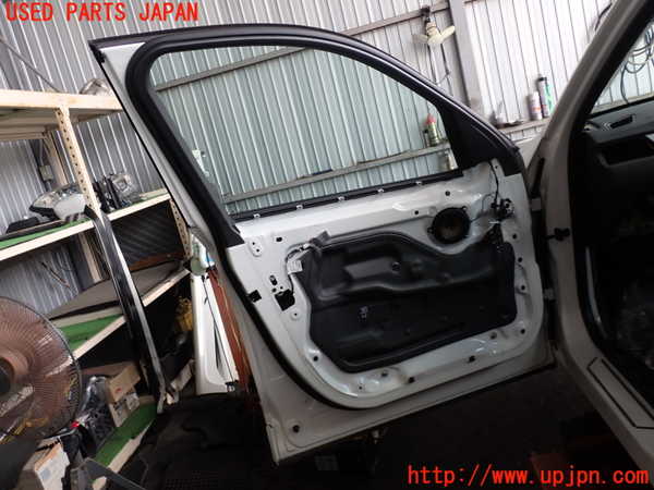 2UPJ-9241731260]BMW X3(WX20)F25 左前ドア 中古  (SAINT-GOBAIN SEKURIT 43R-004529 M40VAS2)_4