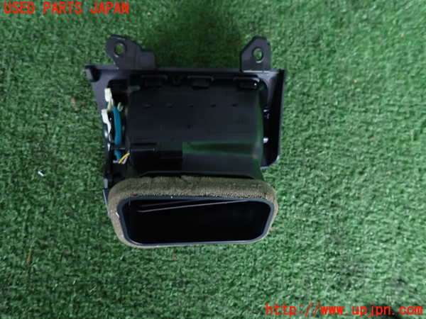 2UPJ-9241737527]BMW X3(WX20)F25 エアコン吹き出し口2 中古 （右）_2