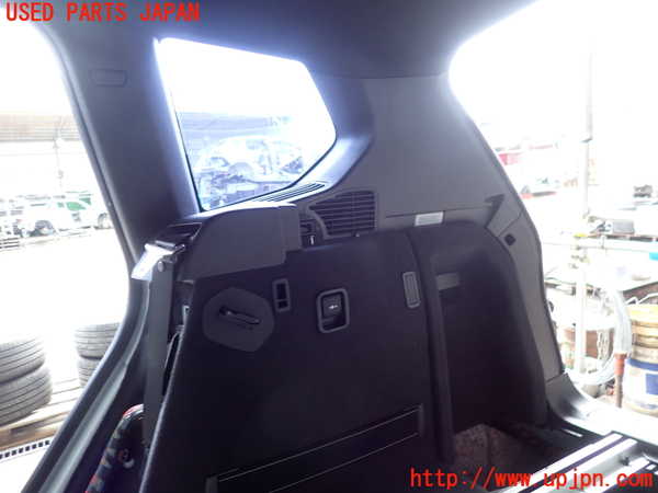 2UPJ-9241737675]BMW X3(WX20)F25 右リアピラートリム 中古_2