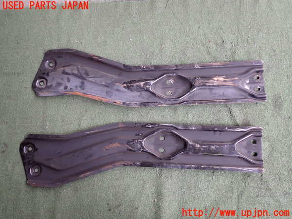 2UPJ-9241745296]アルファロメオ・156 GTA(932AXB)メンバー1 (ジャンク品) 中古_2