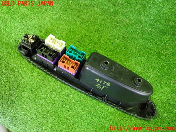 2UPJ-9241746240]アルファロメオ・156 GTA(932AXB)右前パワーウィンドウスイッチ 中古_2