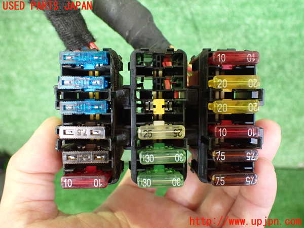 2UPJ-9241746742]アルファロメオ・156 GTA(932AXB)ヒューズボックス2 中古_2