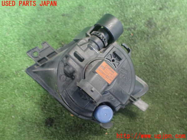 2UPJ-9241751180]BMW 740i F01(KA30)右フォグ 中古_2