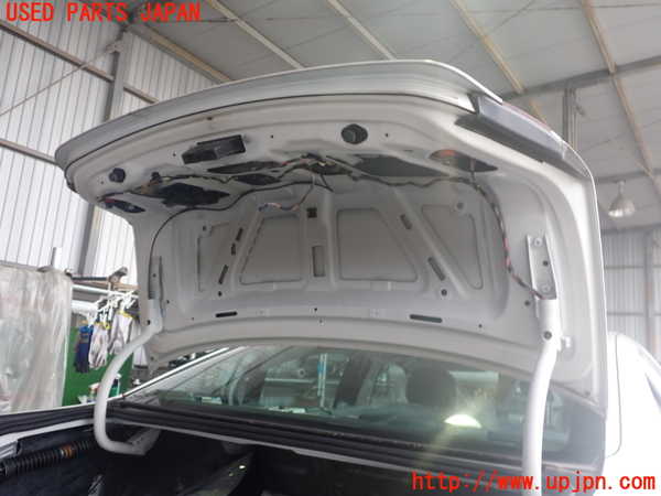 2UPJ-9241751500]BMW 740i F01(KA30)トランク 中古_3