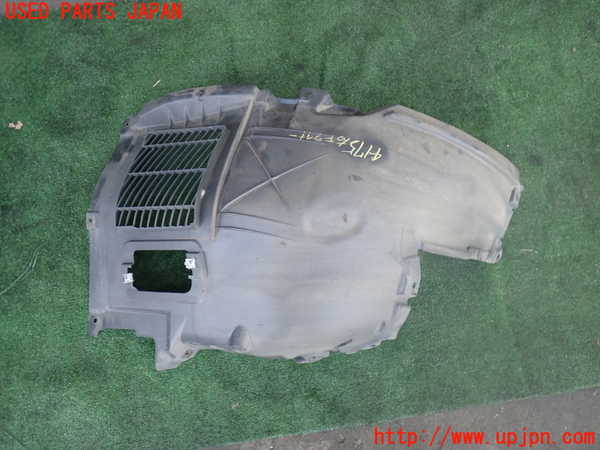 2UPJ-9241751090]BMW 740i F01(KA30)右前フェンダーライナー 中古_2