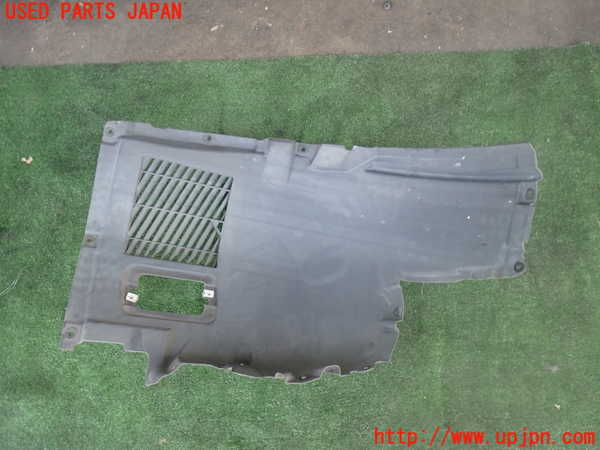 2UPJ-9241751092]BMW 740i F01(KA30)左前フェンダーライナー 中古_2