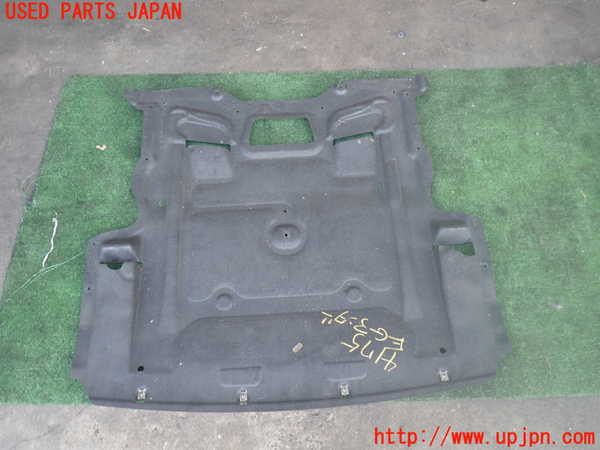 2UPJ-9241752170]BMW 740i F01(KA30)エンジンアンダーカバー 中古_2