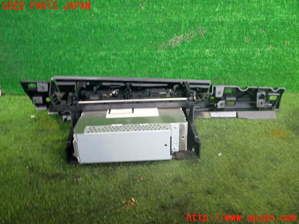 2UPJ-9241756515]BMW 740i F01(KA30)DVDチェンジャー 中古_3