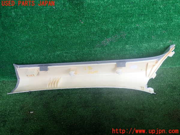 2UPJ-9241757655]BMW 740i F01(KA30)右フロントピラートリム 中古_2