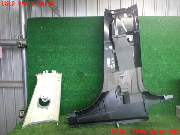2UPJ-9241757670]BMW 740i F01(KA30)左センターピラートリム 中古_2