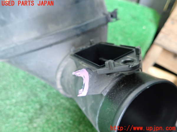 1UPJ-9241762560]セルシオ(UCF20)エアクリーナーボックス 中古_4