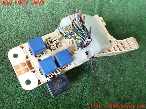 1UPJ-9241766742]セルシオ(UCF20)ヒューズボックス2 中古_2