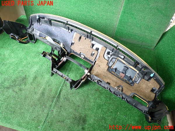 1UPJ-9241767505]セルシオ(UCF20)ダッシュボード 中古_4