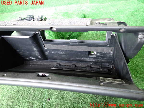 1UPJ-9241767516]セルシオ(UCF20)グローブボックス1 中古_2