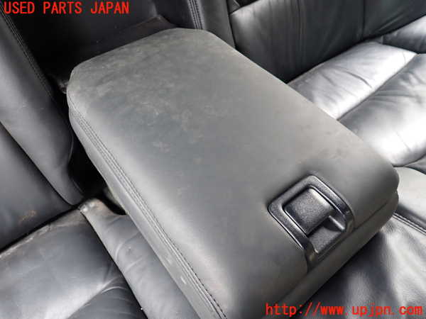 1UPJ-9241767385]セルシオ(UCF20)リアシート 中古_3