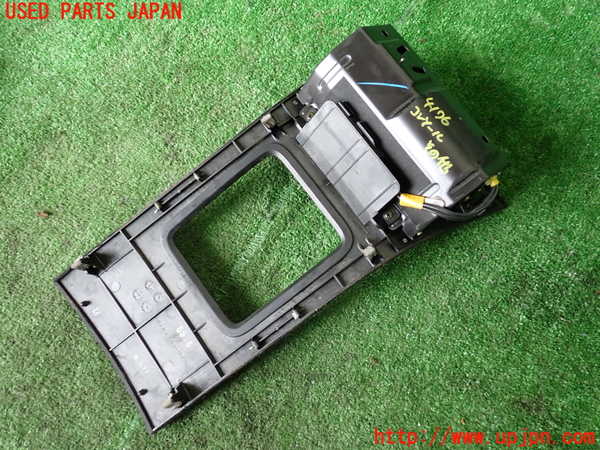 1UPJ-9241767549]セルシオ(UCF20)コンソール 中古_3