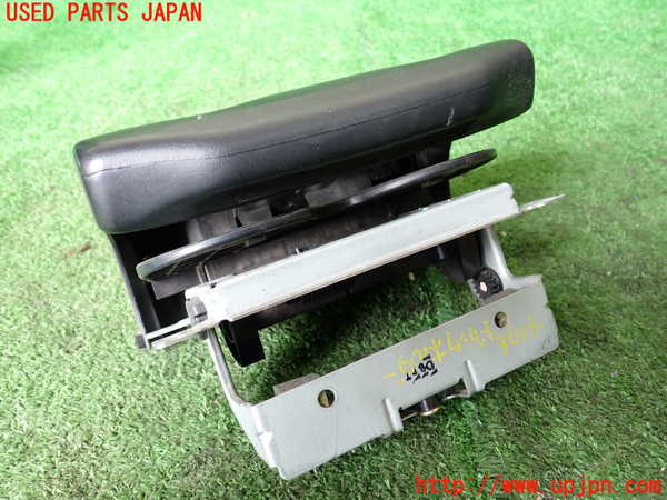 1UPJ-9241767810]セルシオ(UCF20)ドリンクホルダー 中古_2