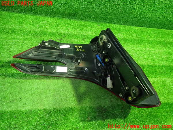1UPJ-9241771530]アルファード(AGH30W)右テールランプ 中古_2