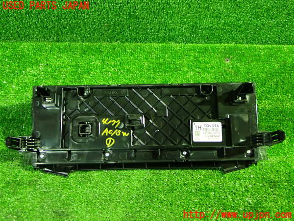 1UPJ-9241776066]アルファード(AGH30W)エアコンスイッチ1 中古_2