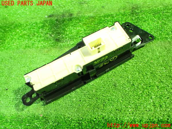 1UPJ-9241776306]アルファード(AGH30W)スイッチ1 中古_2