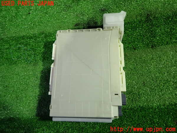 1UPJ-9241776741]アルファード(AGH30W)ヒューズボックス1 中古_2