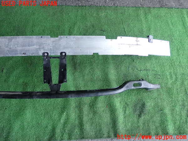 1UPJ-9241781014]BMW アクティブハイブリッド5(AH5)(FZ35 F10)フロントバンパーホースメント 中古_2