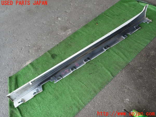 1UPJ-9241781390]BMW アクティブハイブリッド5(AH5)(FZ35 F10)右サイドステップ 中古_5