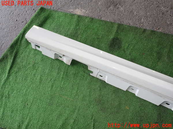1UPJ-9241781392]BMW アクティブハイブリッド5(AH5)(FZ35 F10)左サイドステップ 中古_4